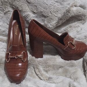 Bamboo Women's Brown Chunky Heel Loafers